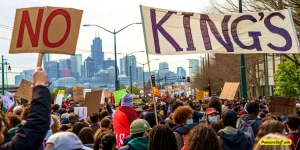 Washington on Edge as “No Kings” Protests Converge with Trump’s Military Parade Amid Guard Deployment Threat